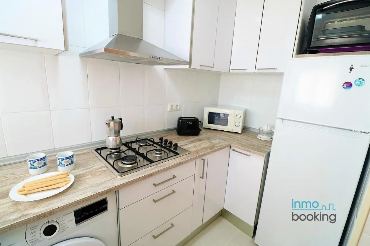Inmobooking Thaity Apartment location